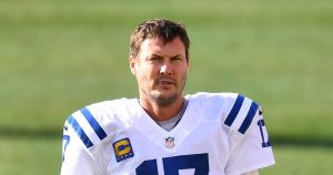 من المقرر أن يبدأ فريق Colts QB Philip Rivers يوم الأحد، ويقول إن الأطفال الصغار “متحمسون” لرؤيته وهو يلعب