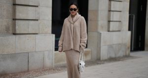 تنبيه لوكس! 21 مجموعة صالة Rich Mom يمكن أن تكون من الكشمير تمامًا، ولكن تبدأ بسعر 22 دولارًا فقط