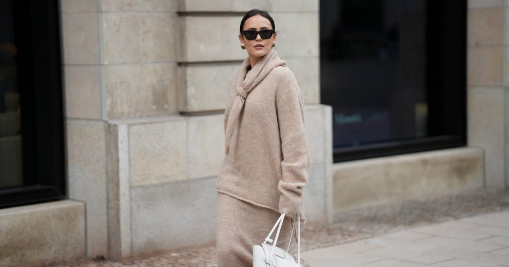 وداعًا لملابس النوم المريحة! 17 مجموعة ملابس فضفاضة وناعمة زبدانية بأسلوب أمي الغني بالأظافر