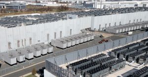 هل تعارض مراكز البيانات؟ يريدك حزب العائلات العاملة أن تترشح لمنصب ما