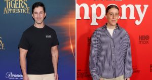 جوش بيك وروبي هوفمان يناقشان بشكل هزلي أفضل مكان للحفاظ على الشمعدان خلال حانوكا