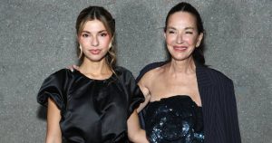 “البكالوريوس” ألوم كيت كينان تقول إنها اشترت شقة في مدينة نيويورك “بمفردي” دون مساعدة أمي سينثيا رولي