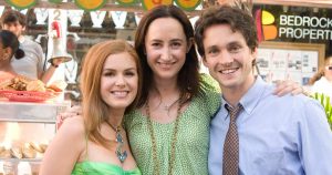 توفيت صوفي كينسيلا عن عمر يناهز 55 عامًا بعد اعترافات مؤلف كتاب “مدمني التسوق” في معركة سرطان الدماغ “العدوانية”