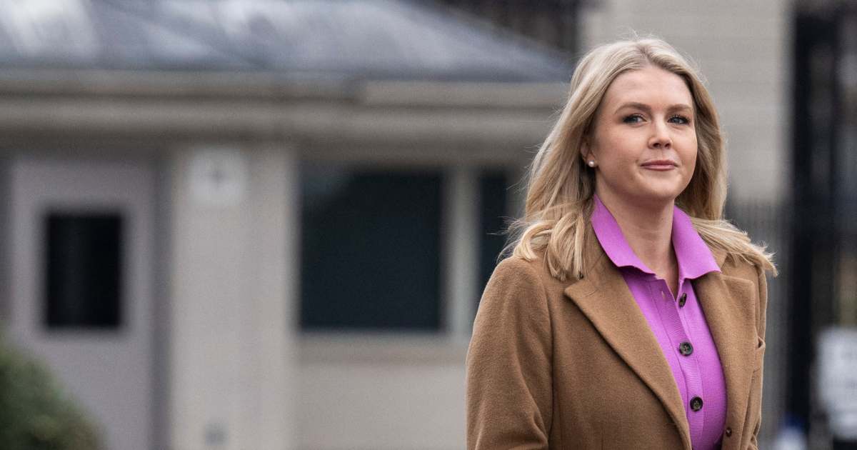 كارولين ليفيت