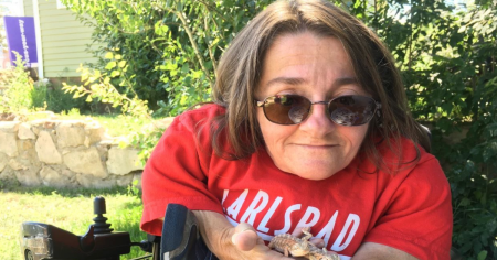 وفاة ميلاني واتسون: وفاة نجمة فيلم Diff’rent Strokes عن عمر يناهز 57 عامًا بعد دخولها المستشفى