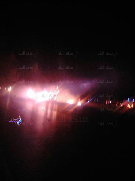 بعد اندلاع النيران .. نجاة ركاب أتوبيس محترق بطريق قنا سوهاج الصحراوى