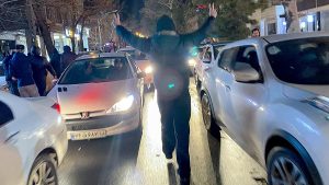 احتجاجات إيران: الإيرانيون يناشدون الرئيس ترامب وسط الاضطرابات على مستوى البلاد