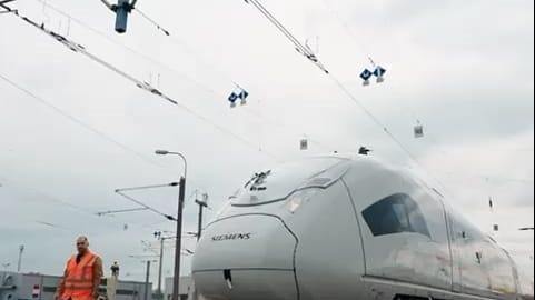 إنفوجراف | النقل تكشف التفاصيل الكاملة لشبكة القطار الكهربائي السريع إنفوجراف | النقل تكشف التفاصيل الكاملة لشبكة القطار الكهربائي السريع