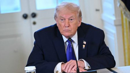 رفض ترامب فكرة القبض على بوتين من الرئيس الأوكراني زيلينسكي