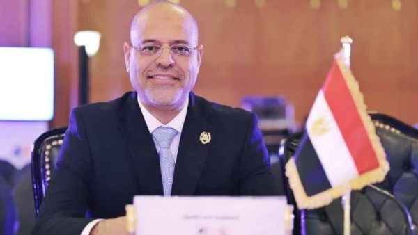 العمل: حريصون على تطبيق مواد القانون الجديد لحماية حقوق العمال