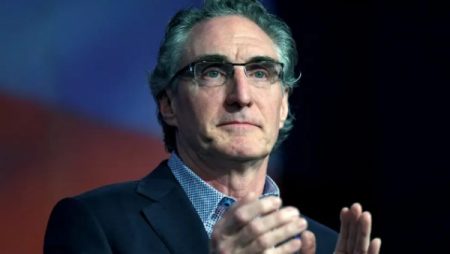 أمريكا: إلغاء خصم النفط الفنزويلي للصين.. ومصير الإمدادات لكوبا بيد ترامب