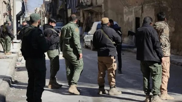 إجلاء 400 مقاتل كردي من حلب إلى شمال شرق سورية واعتقال أكثر من 300 آخرين