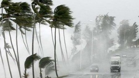 دعاء البرد الشديد.. كلمات لا ترد في هذا الطقس القارس