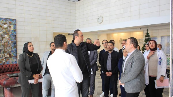 رئيس هيئة الرعاية الصحية يجري جولة تفقدية بمحافظة جنوب سيناء