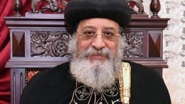 البابا تواضروس يعود إلى القاهرة بعد إجراء جراحة ناجحة في النمسا