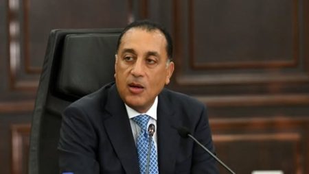 مدبولي يتفقد مشروعات التنمية والخدمات بالمنيا لمتابعة نسب التنفيذ على أرض الواقع