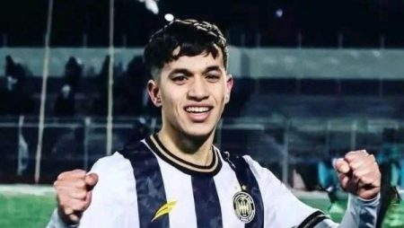 البنك الأهلي يتوصل لاتفاق مع وفاق سطيف للتعاقد مع صلاح بوشامة