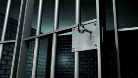 الحبس سنتين عقوبة الاعتداء على الأنظمة المعلوماتية الخاصة بالدولة