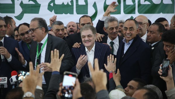 حزب التجمع يهنئ السيد البدوي بفوزه برئاسة حزب الوفد العريق