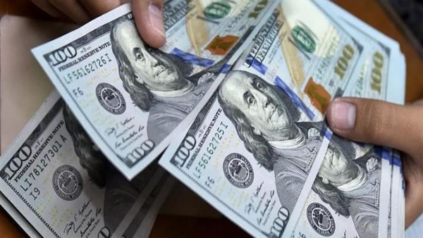 سعر الدولار بمستهل تعاملات اليوم الأربعاء