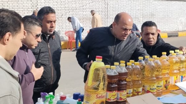 محافظ الجيزة يتابع انتظام تشغيل سوق اليوم الواحد بشارع الصوامع بحي إمبابة
