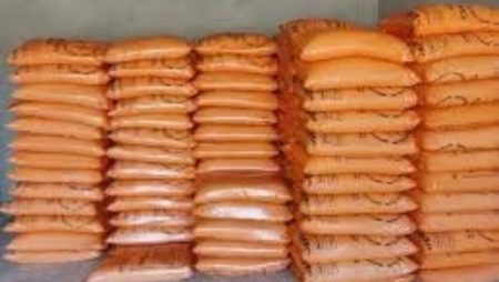 محافظ المنوفية: ضبط 17 طن أسمدة مجهولة المصدر وإصدار 35ترخيصا لمشروع زراعي