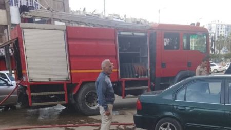 تحرك عاجل لضواحى بورسعيد يوقف مخاطر محتملة.بتشميع محل مشويات اشتعلت مدخنته | صور