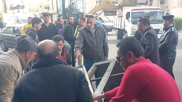 «الوالي» يُواصل قيادة حملة ضواحي بورسعيد المكبرة لإعادة الانضباط وإزالة الإشغالات | شاهد «الوالي» يُواصل قيادة حملة ضواحي بورسعيد المكبرة لإعادة الانضباط وإزالة الإشغالات | شاهد