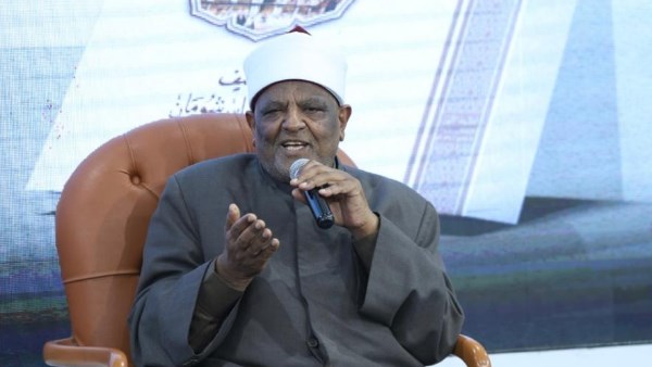 عباس شومان: كتاب «الشباب بين الواقع والمأمول» رؤية أزهرية لتمكين الجيل وبناء الوعي