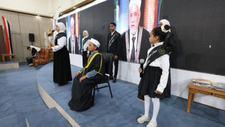 عروض مسرحية ونماذج محاكاة تكريمًا للدكتور أحمد عمر هاشم بمعرض الكتاب