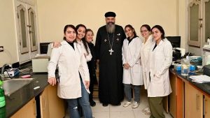 2000 مريض في قافلة طبية مجانية لخدمة أهالي مدينة العاشر من رمضان