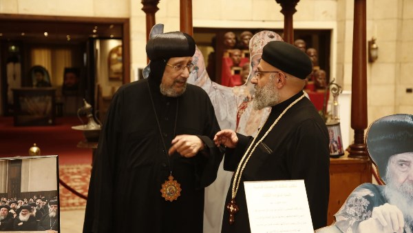 الأنبا إرميا يستقبل وفدًا من 50 شخصًا من أبناء الكنيسة بأبراشية ملبورن |صور