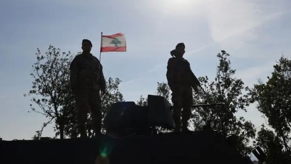 حزب الله يحذر الدولة اللبنانية من توسيع نطاق مساعي نزع السلاح