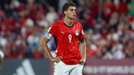 إعارة مجانية.. مدحت شلبي يكشف آخر تطورات صفقة حمزة عبد الكريم مع برشلونة