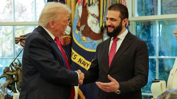 ترامب: أجريت محادثة رائعة مع الرئيس السوري .. ودعم أمريكي لإعادة الإعمار