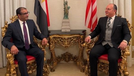 تعزيز التعاون الدولي في رياضة كرة السرعة بين الاتحادين الأمريكي والمصري