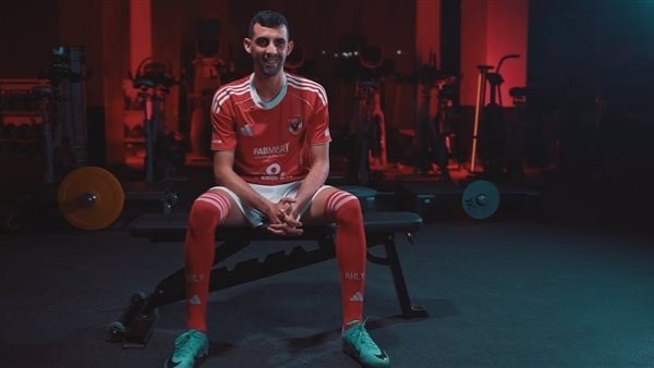 يوسف بلعمري والجزار ومحمد شريف في قائمة الأهلي لمواجهة يانج أفريكانز