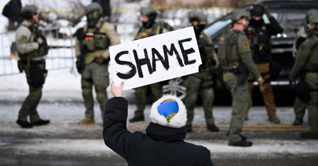 تقوم MAGA بالفعل بإعادة كتابة فيلم ICE Shooting في مينيابوليس