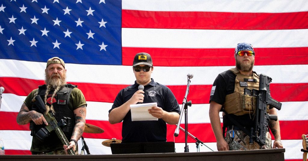 المتحمسون للسلاح اليمينيون والمتطرفون يعملون وقتًا إضافيًا لتبرير مقتل أليكس بريتي