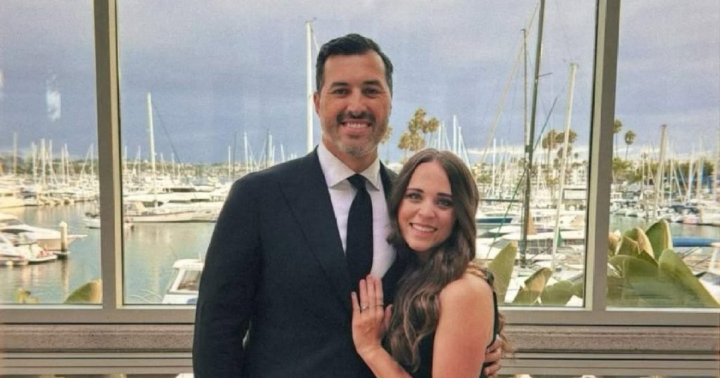 يتذكر جيريمي فولو، زوج جينجر دوجار، أن عائلتها كانت “مختبئة” أثناء فضيحة جوش