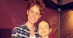 تقول أمي المنسية “الأشياء الغريبة” إن عودة الموسم الخامس كانت ستوفر التأمين وسط معركة السرطان