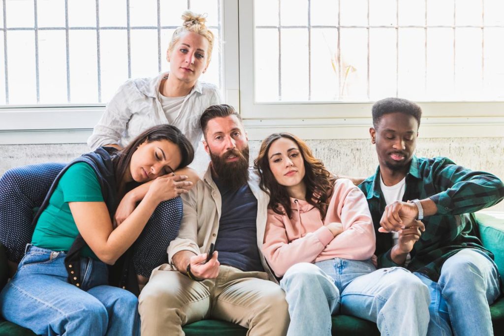 شعر معظم الأميركيين أن عام 2025 كان متوسطًا: استطلاع