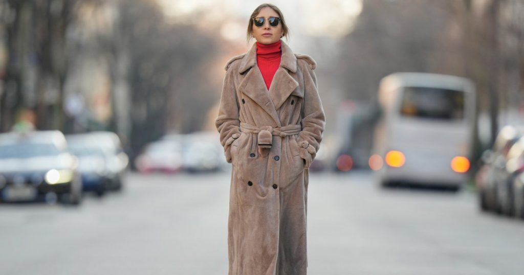 ليس الحفر! تتضمن إصدارات أمازون الجديدة سترات وقمصانًا فاخرة بأقل من 25 دولارًا