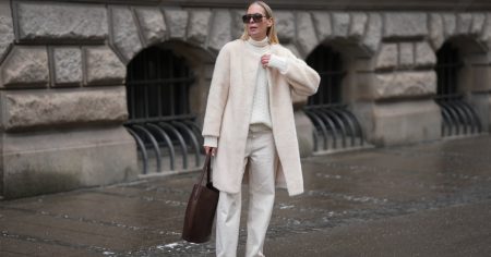 هذا فقط في! لدى Walmart أفضل السترات الشتوية التي تبدو أنيقة للغاية (لكن تبدأ بسعر 9 دولارات)