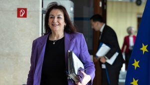 وزراء الاتحاد الأوروبي يستجوبون سويكا عضو المفوضية بشأن حضور حفل إطلاق مجلس ترامب للسلام