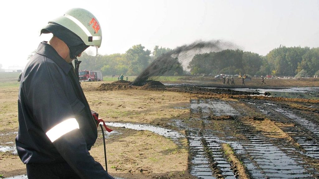 بروكسل ترحب ببعثة تقصي الحقائق إلى دروجبا، وتأمل رفع الفيتو المجري