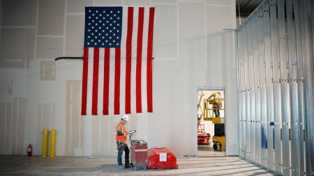 Apple تبدأ إنتاج Mac mini في هيوستن، مما يؤدي إلى توسيع نطاق التصنيع في الولايات المتحدة