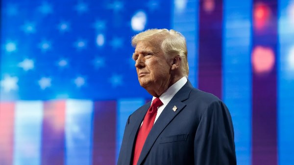 ترامب: حماس تعهدت لي بتسليم سلاحها.. ودول أسهمت بنحو 7 مليارات دولار لدعم غزة