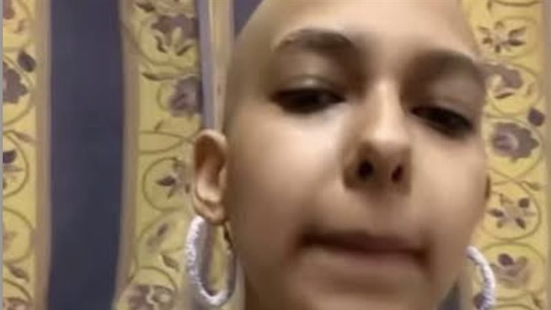 قدمت توعية عن المرض.. وفاة البلوجر فرح جمال بعد صراعها مع السرطان