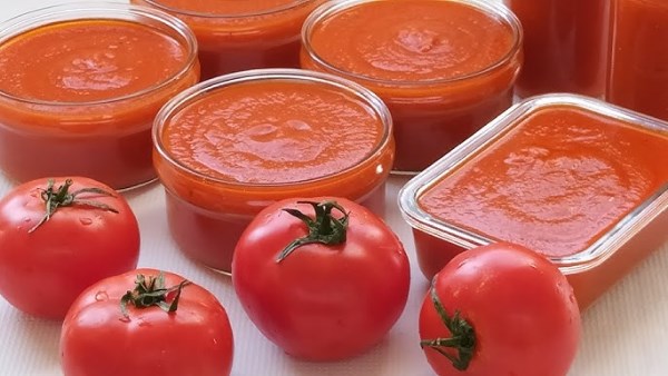 تخزين الطماطم صلصة للشتا